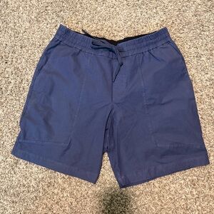 Lululemon Casual Shorts - Men’s Medium - Blue